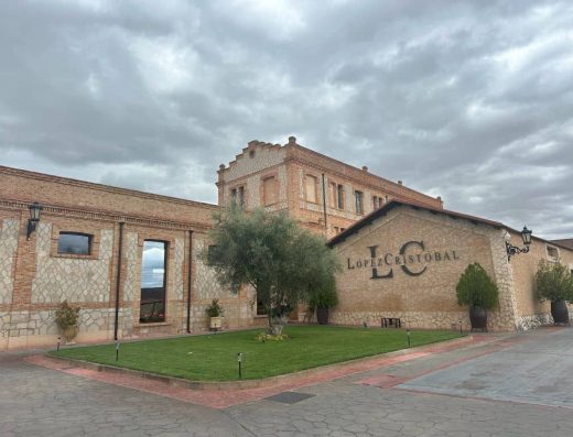 Imagen de exterior de bodega
