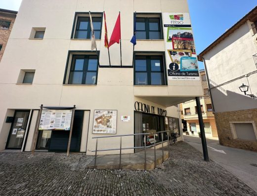 Imagen del exterior de la oficina de turismo