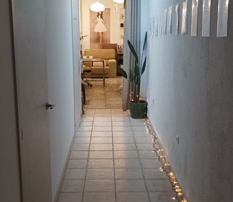 Imagen del pasillo que lleva las distintas estancias del establecimiento.